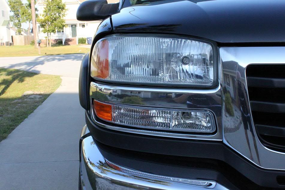 GMC Sierra 2500 HD Daytime Running Lights