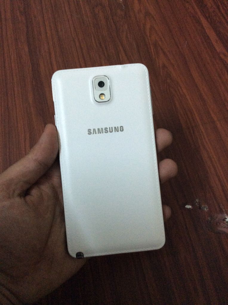 Galaxy note 3 white xách tay - 1