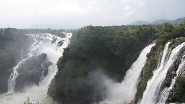 shivansamurdra falls 151110