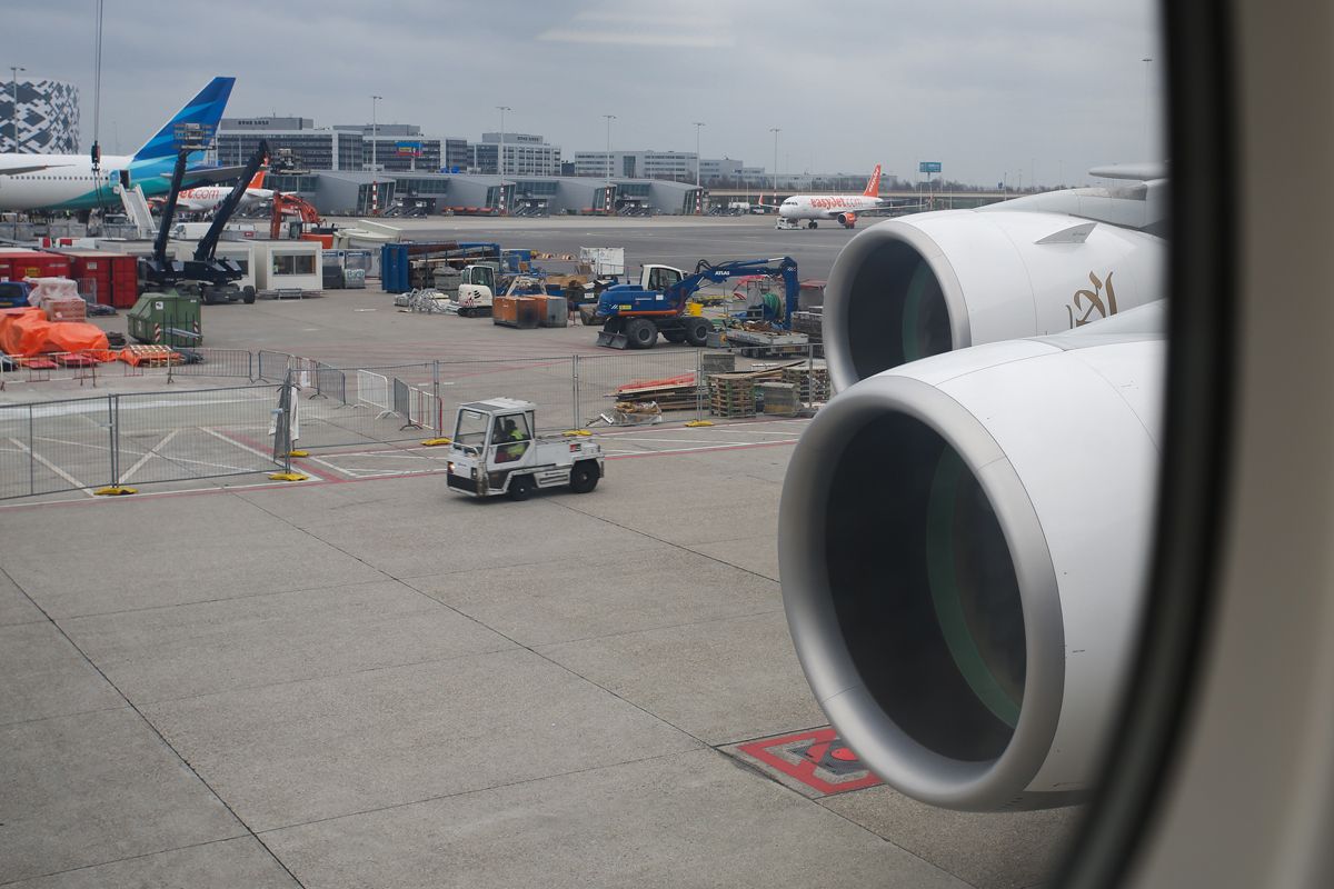 http://i835.photobucket.com/albums/zz277/Maikelheijden4/Amsterdam-Dubai-Kuala%20Lumpur/2015-04-11%20032.jpg~original