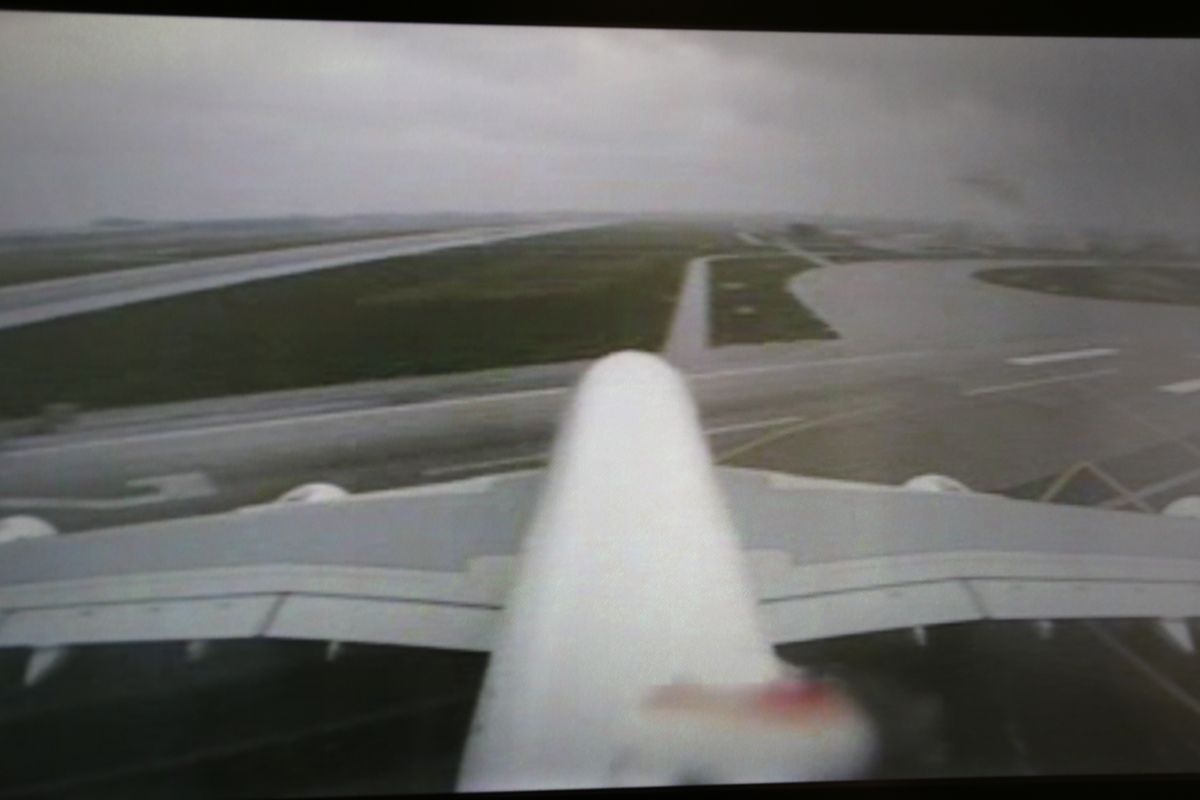 http://i835.photobucket.com/albums/zz277/Maikelheijden4/Amsterdam-Dubai-Kuala%20Lumpur/2015-04-11%20048.jpg~original