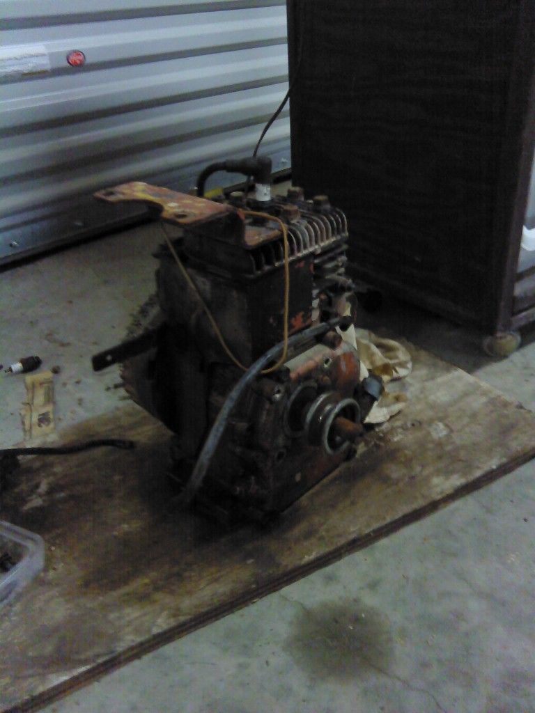 3Hp Briggs and Stratton Engine.